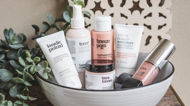 The Rise of Gender-Neutral Beauty Brand Partnerships: A New Era in Cosmetics The Rise of Gender-Neutral Beauty Brand Partnerships: A New Era in Cosmetics