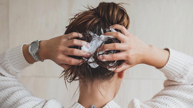 How to Remove Product Buildup from Hair: Easy Steps for Clean Hair How to Remove Product Buildup from Hair: Easy Steps for Clean Hair